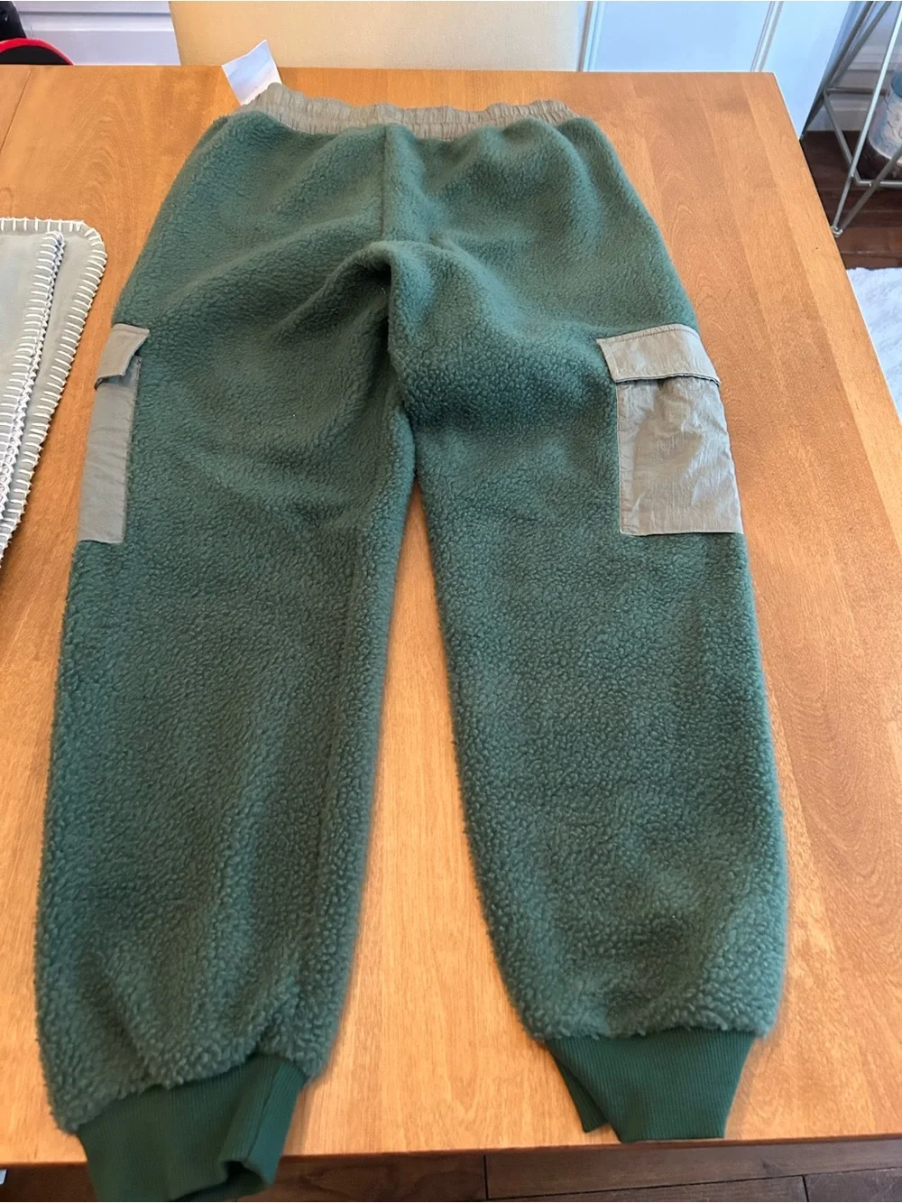 Nike soft sherpa